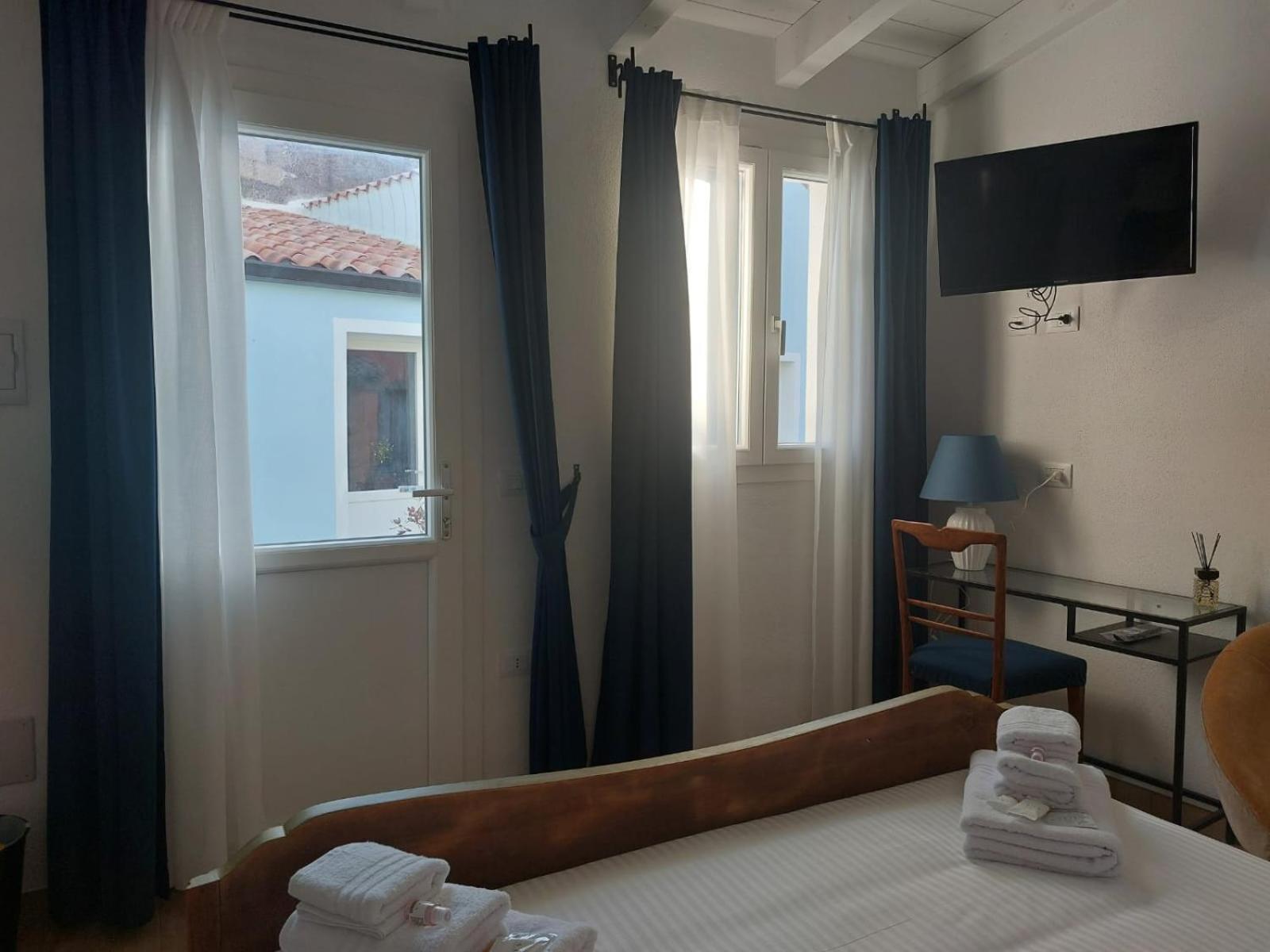 B&B Il Borgo Delle Emozioni Dolianova Exterior photo